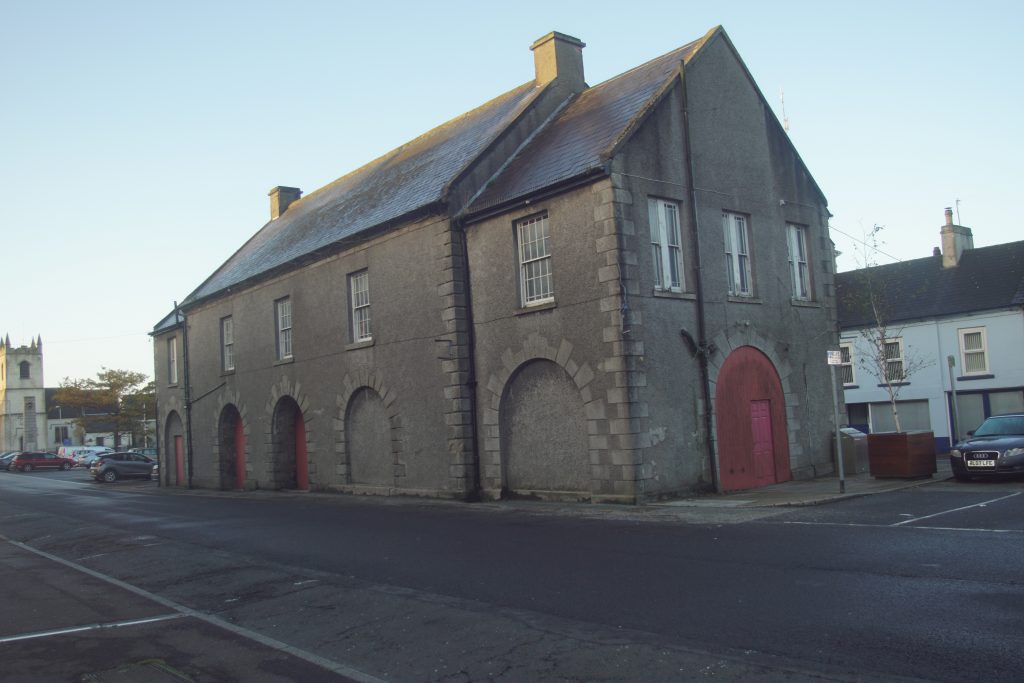 Erected 1764 by
Miss Theodosia Magill,
who later became
Countess Clanwilliam